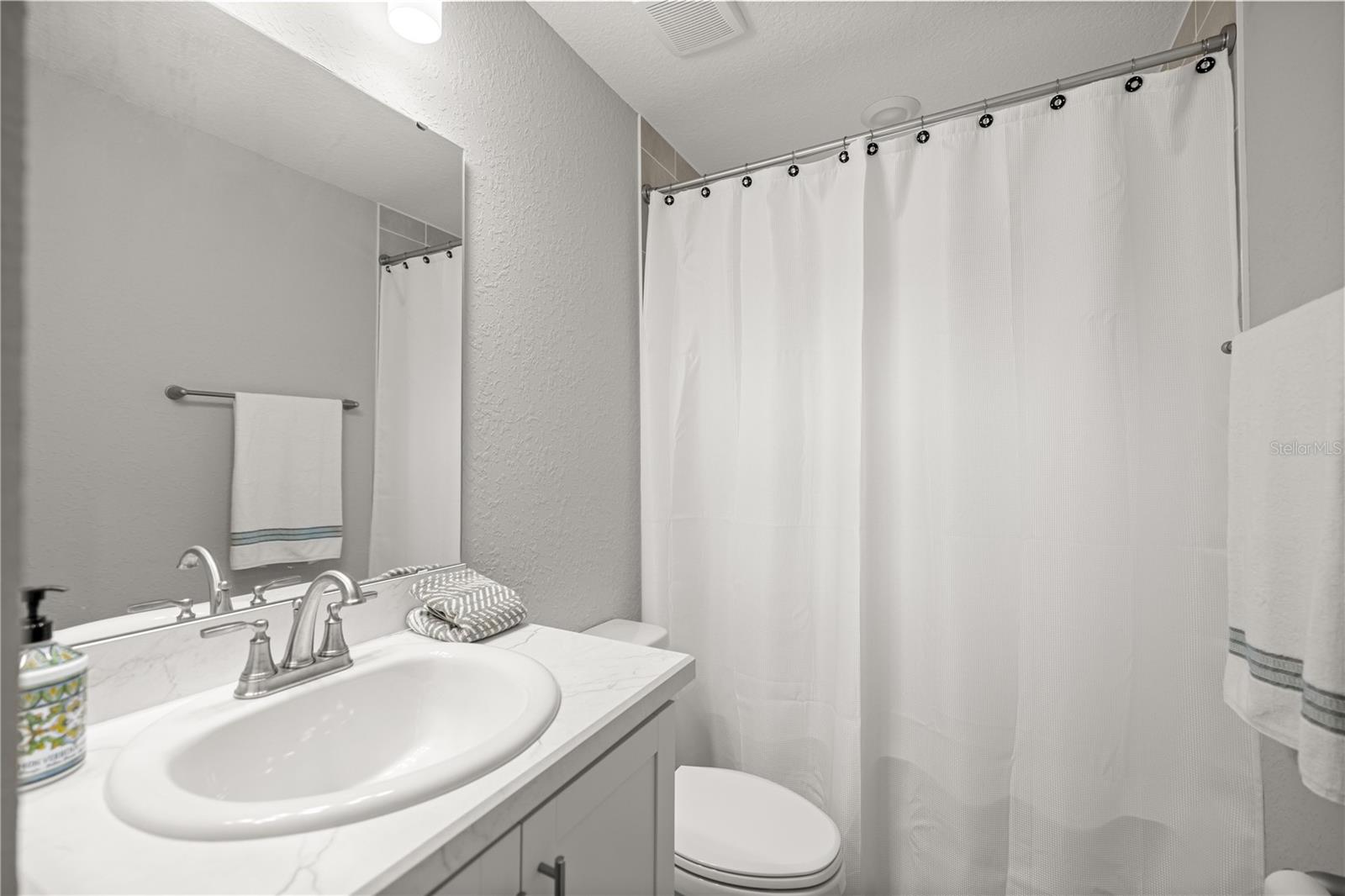 Image 21 of 31 For 7564 107th Lane