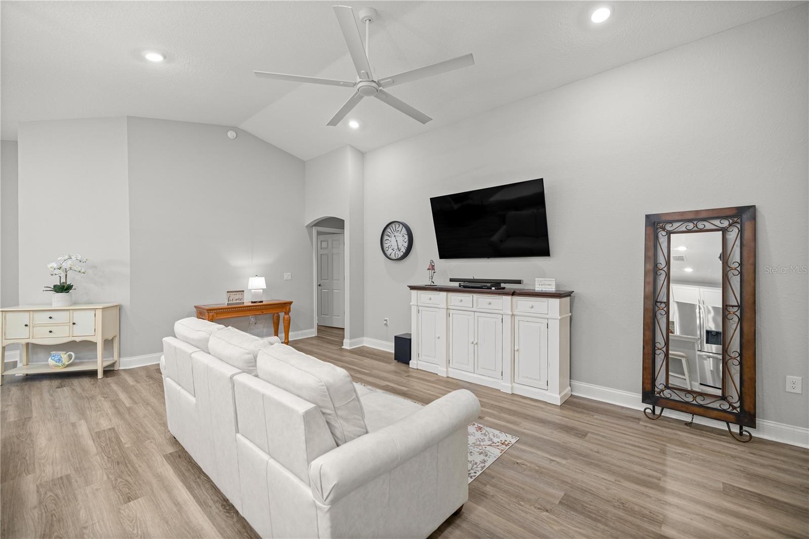 Image 6 of 31 For 7564 107th Lane