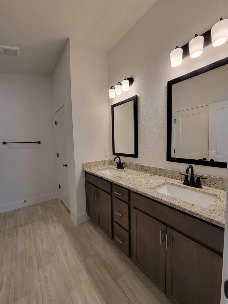 Image 16 of 37 For 4513 91st Lane Road