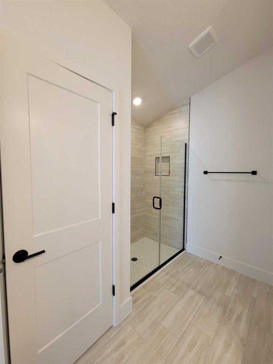 Image 17 of 37 For 4513 91st Lane Road