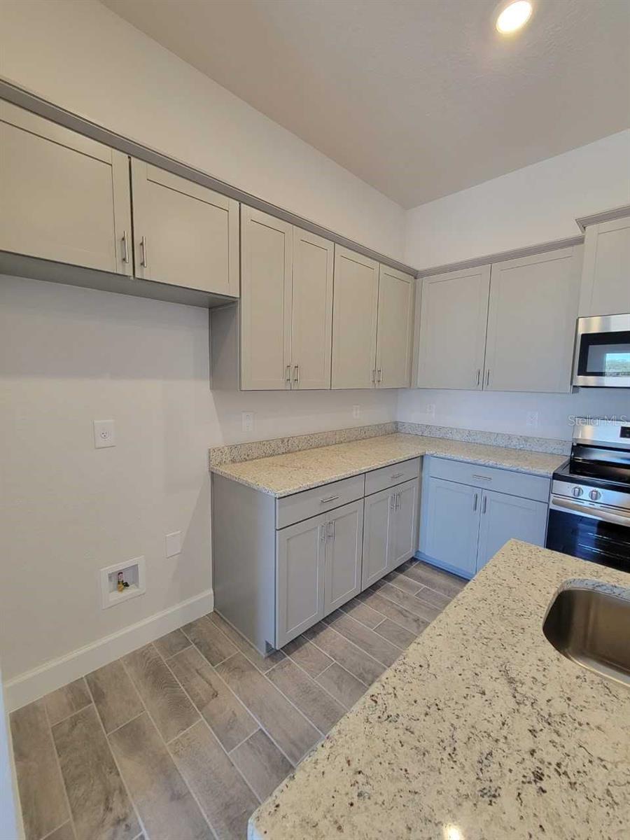 Image 7 of 37 For 4513 91st Lane Road