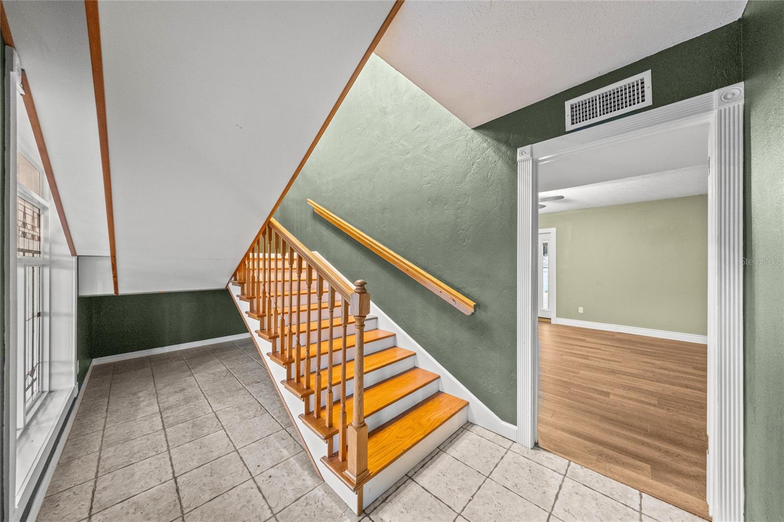 Image 15 of 86 For 2401 26th Street