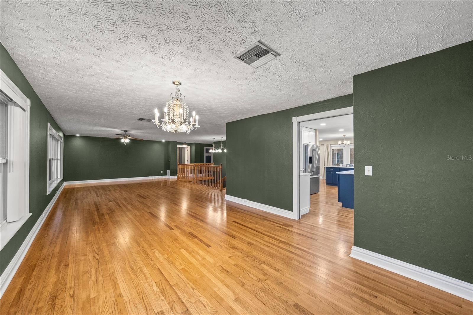 Image 24 of 86 For 2401 26th Street