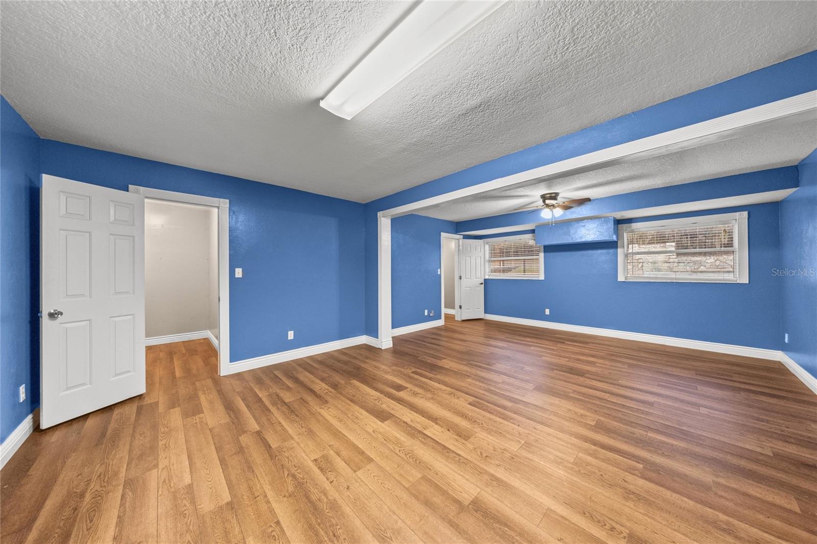 Image 35 of 86 For 2401 26th Street