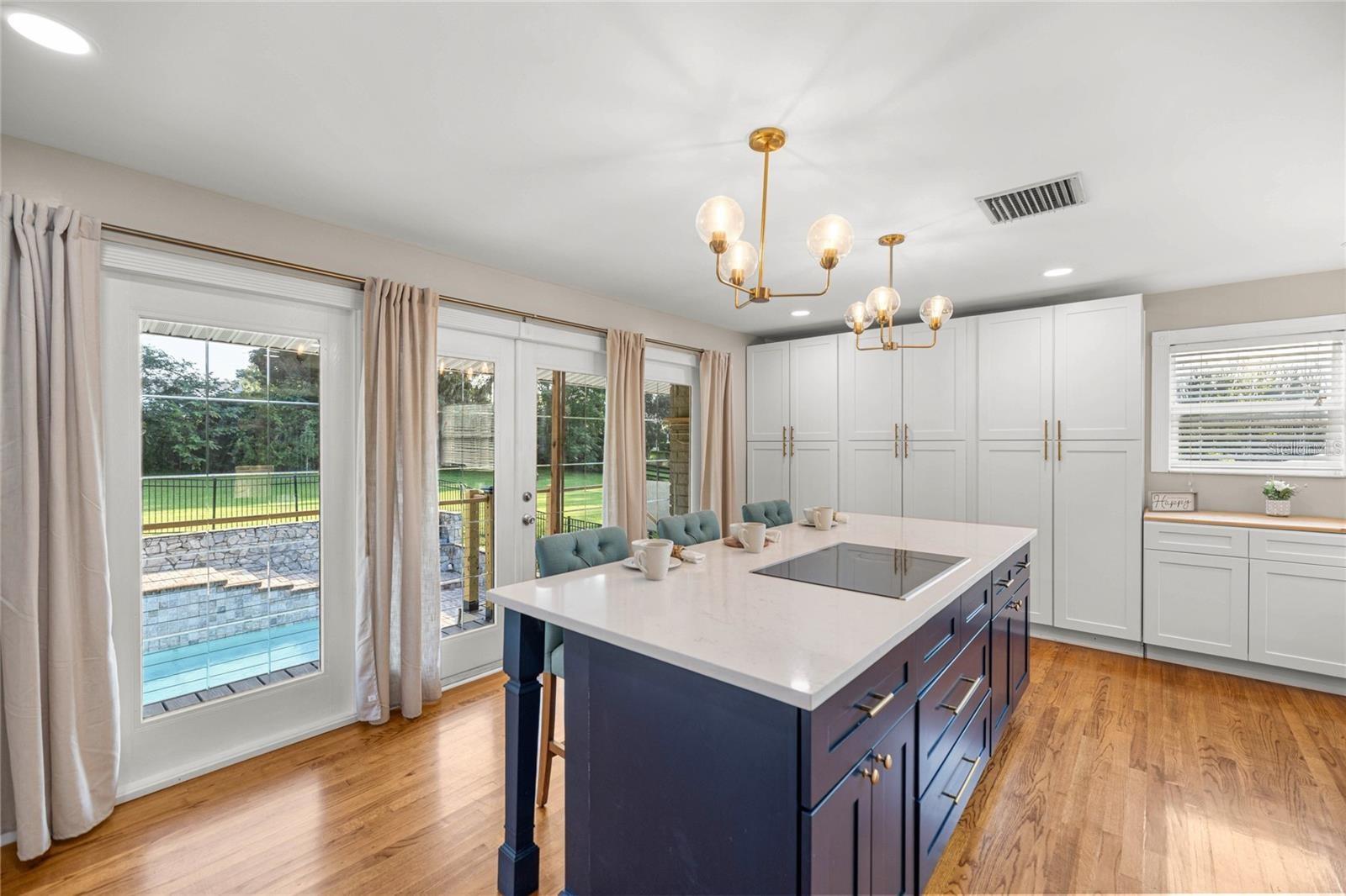 Image 5 of 86 For 2401 26th Street