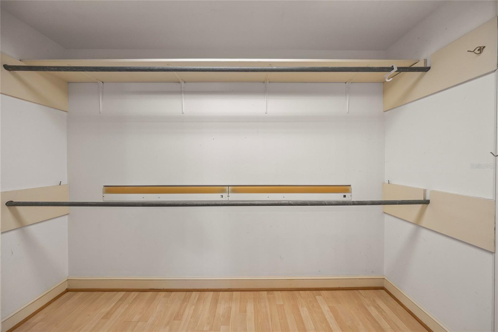 Image 65 of 86 For 2401 26th Street