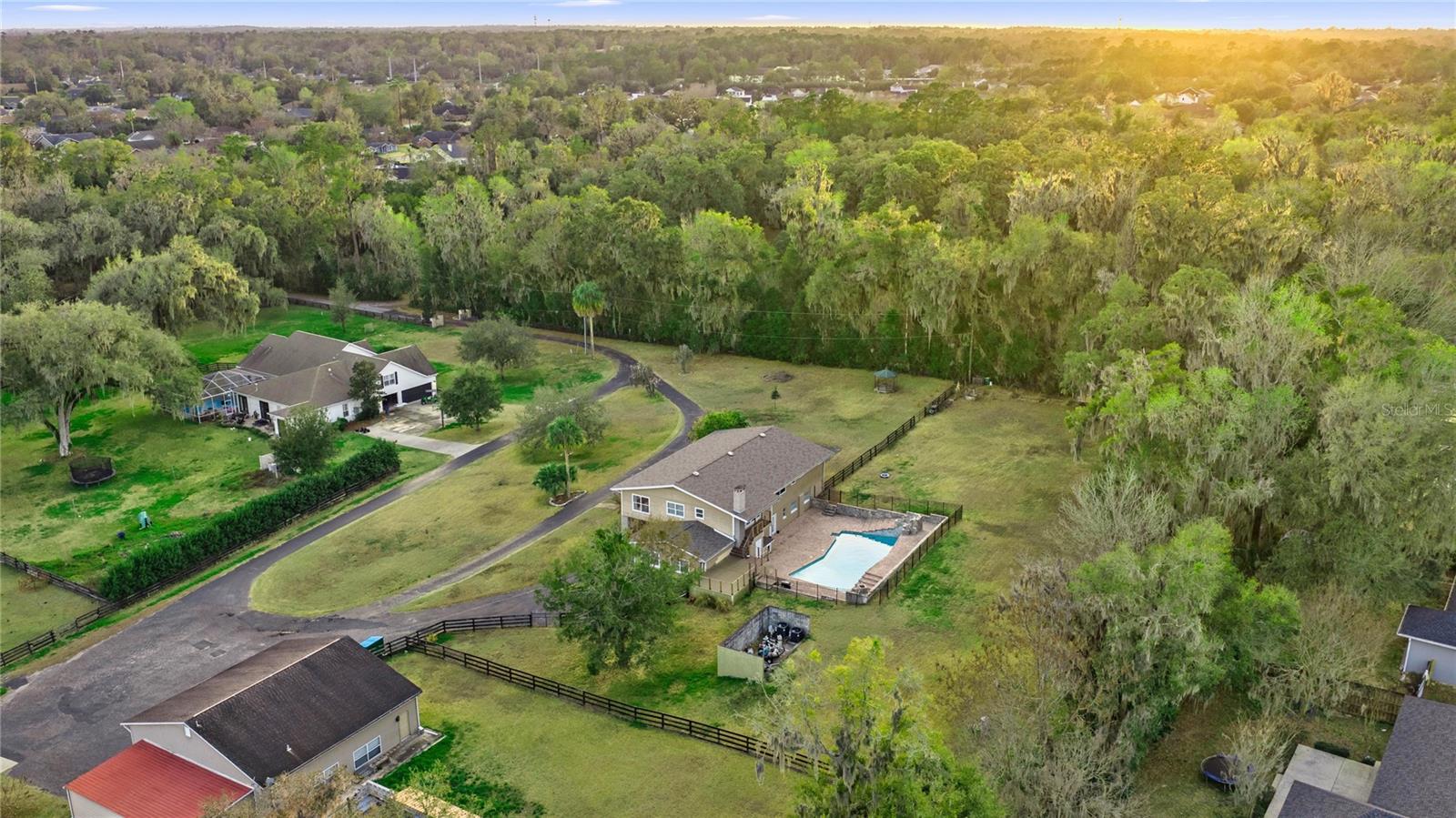 Image 69 of 86 For 2401 26th Street