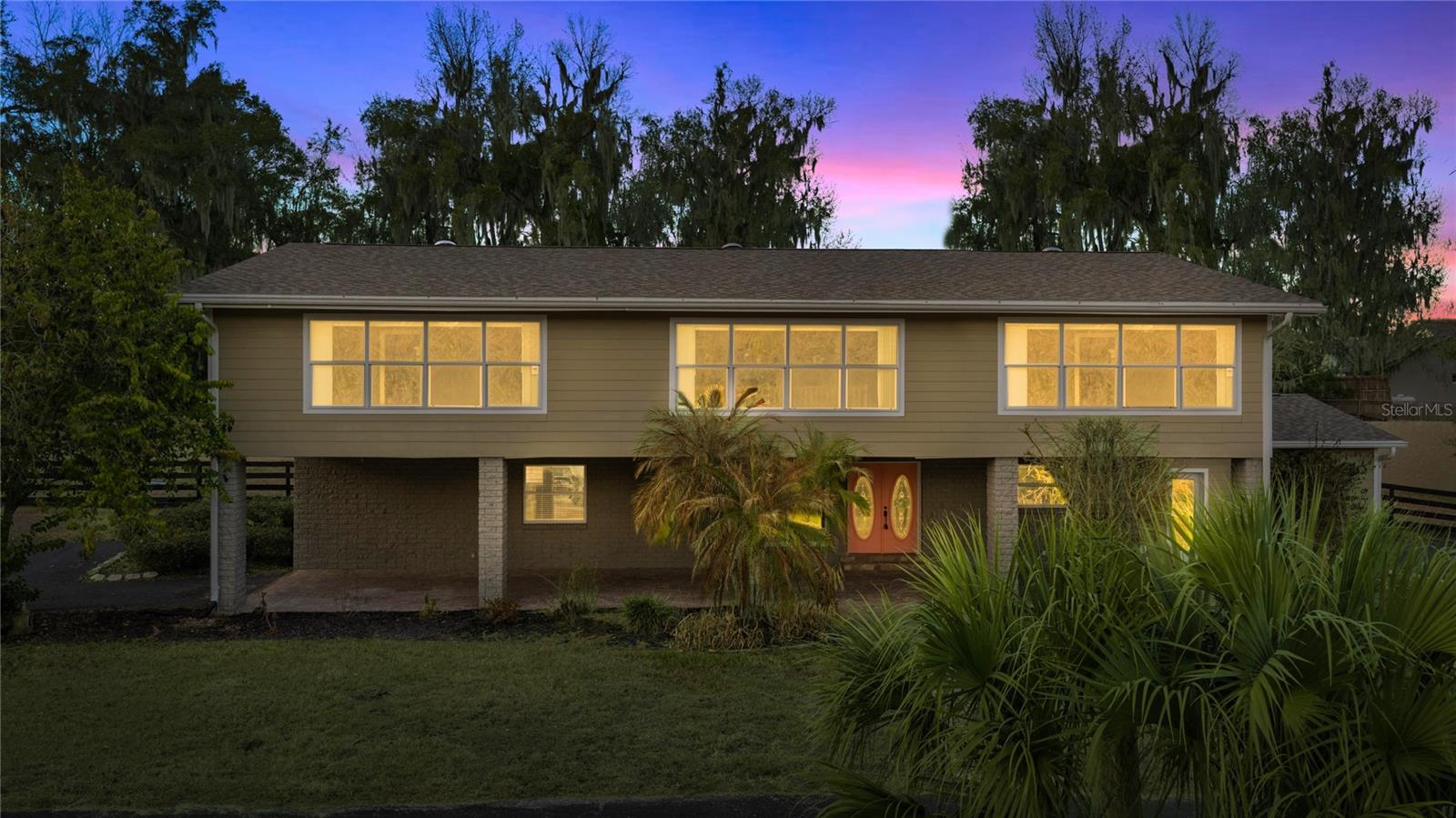 Image 76 of 86 For 2401 26th Street