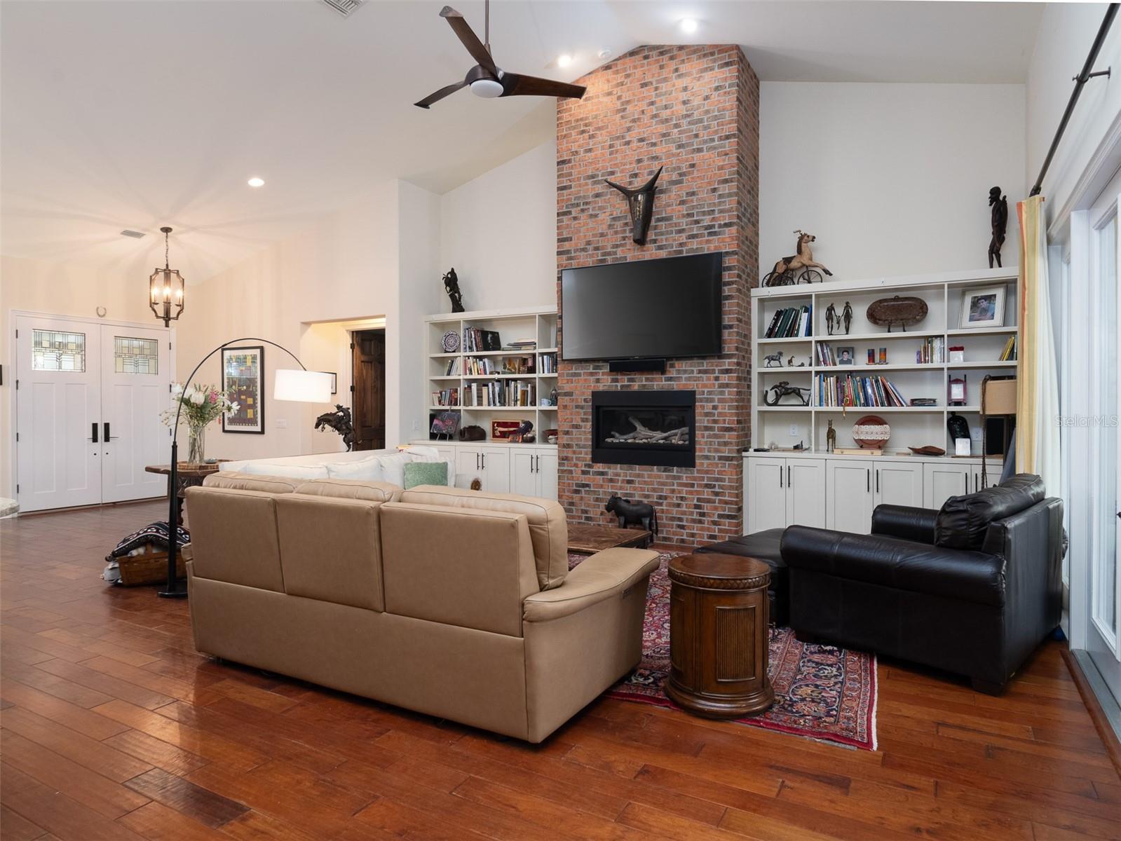 Image 4 of 43 For 11130-11122 Highway 326