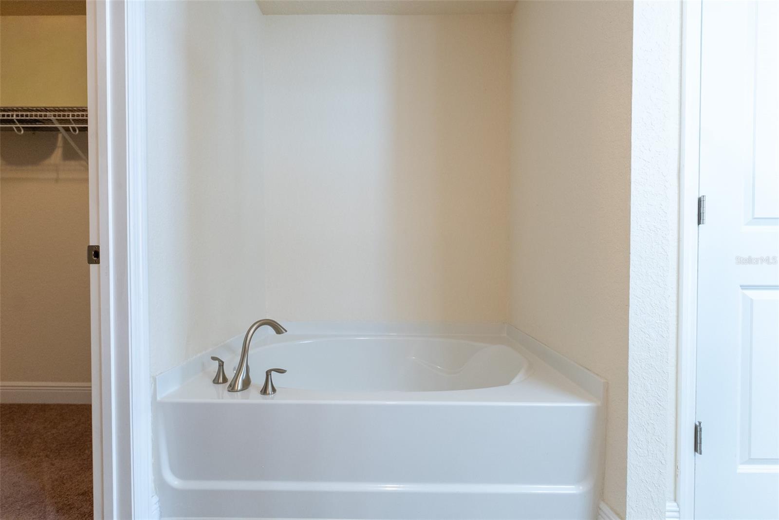 Image 19 of 37 For 4093 98th Place