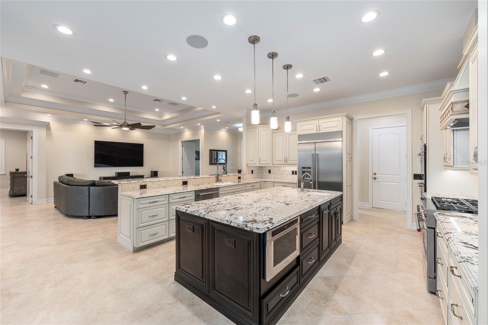 Image 11 of 61 For 10170 202nd Circle