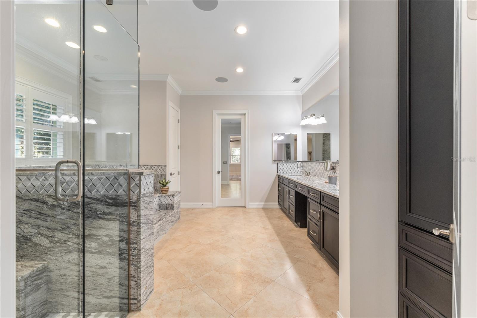 Image 19 of 61 For 10170 202nd Circle