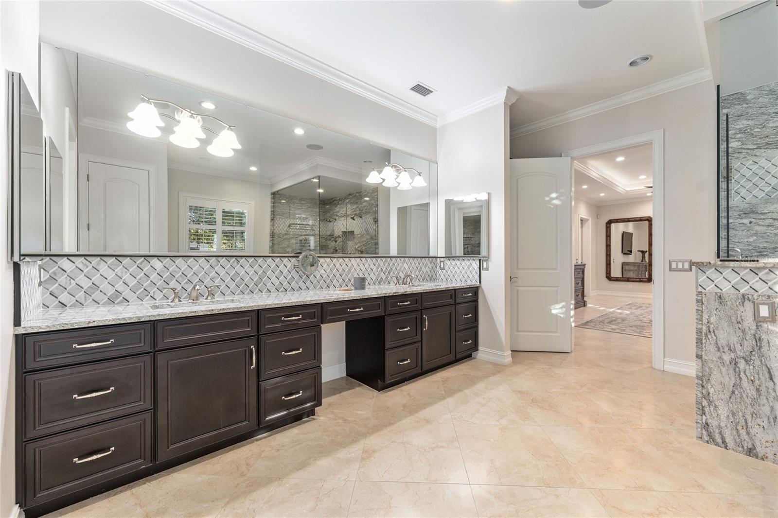 Image 23 of 61 For 10170 202nd Circle