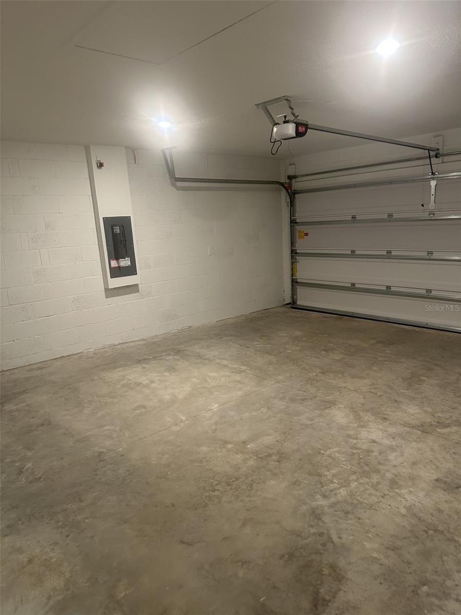 Image 8 of 9 For 13110 89 Street