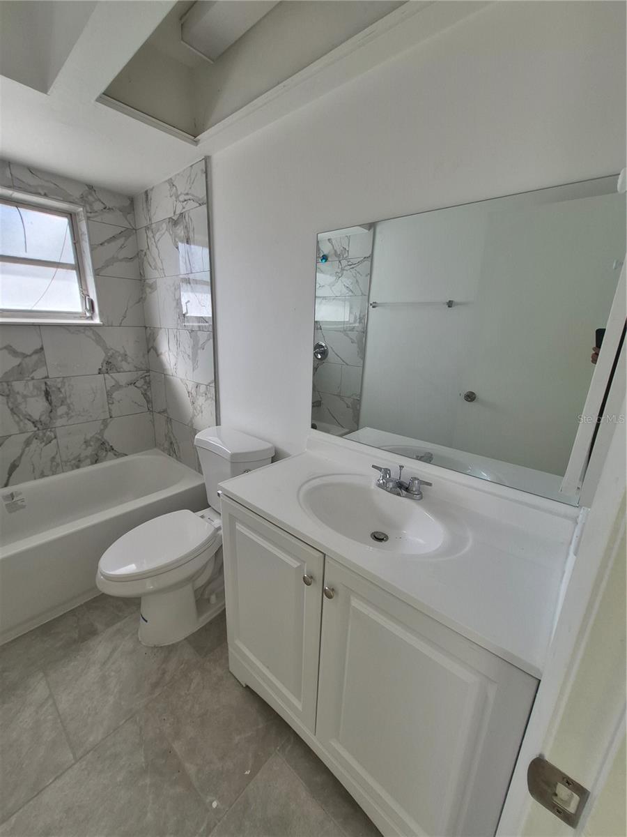 Image 3 of 9 For 8 Pennsylvania Street