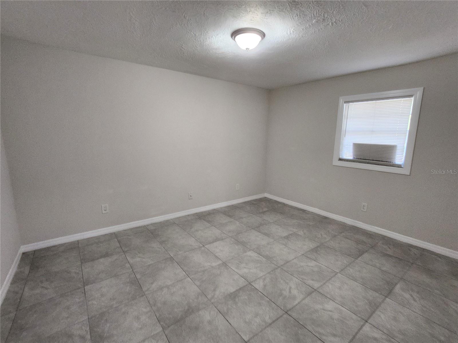 Image 10 of 17 For 5200 31st Street 1-4