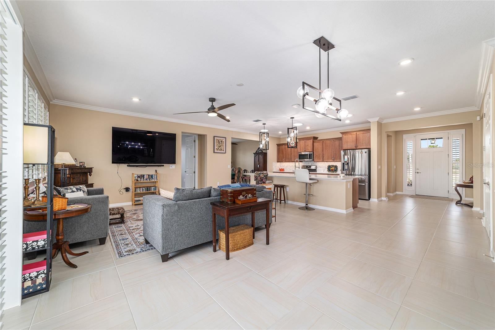 Image 15 of 85 For 9262 102nd Avenue Road