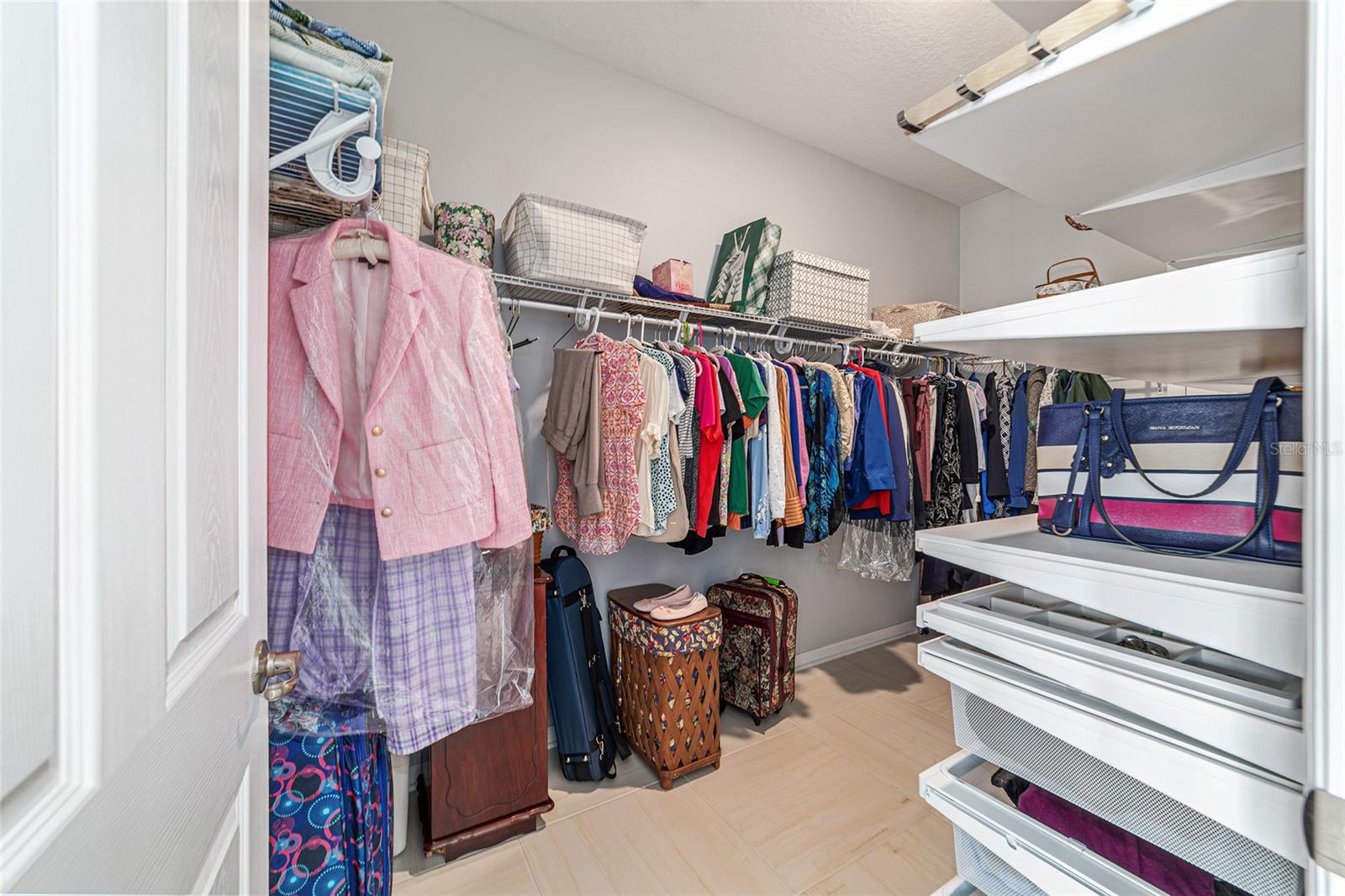 Image 46 of 85 For 9262 102nd Avenue Road