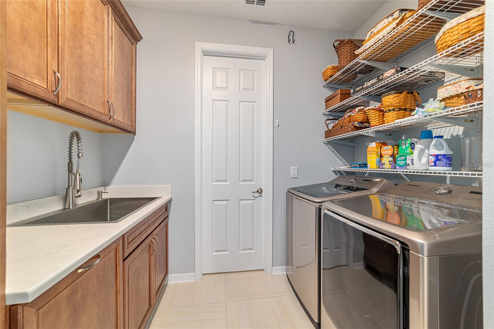 Image 50 of 85 For 9262 102nd Avenue Road