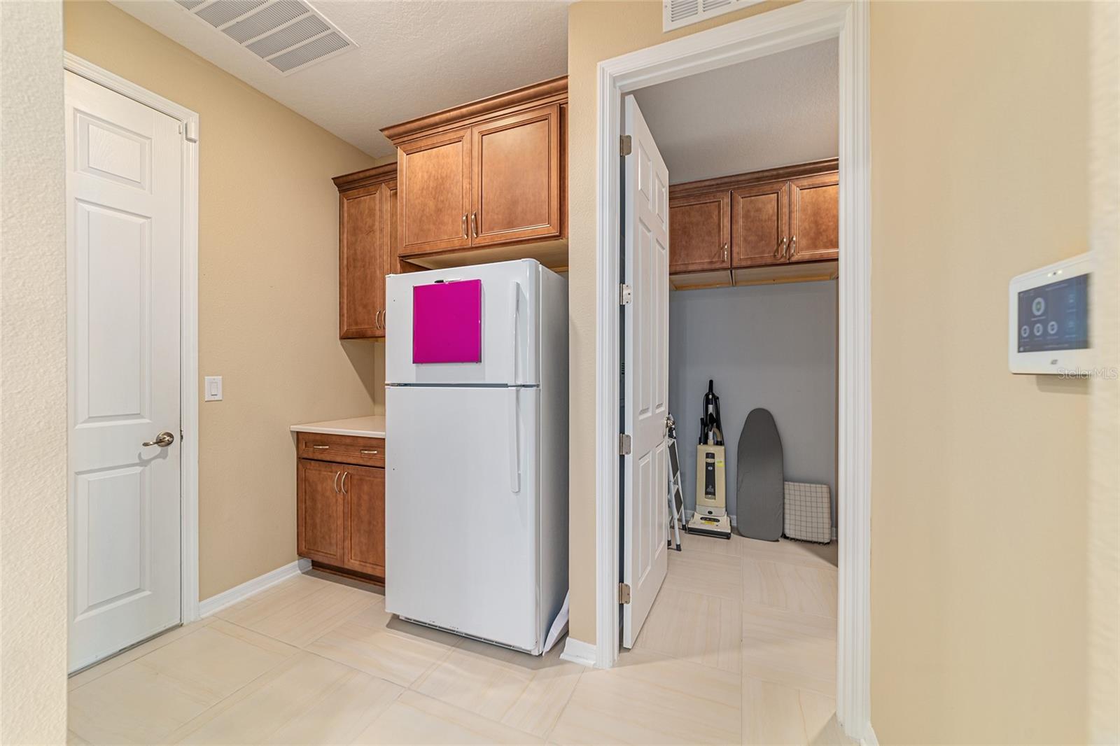 Image 52 of 85 For 9262 102nd Avenue Road