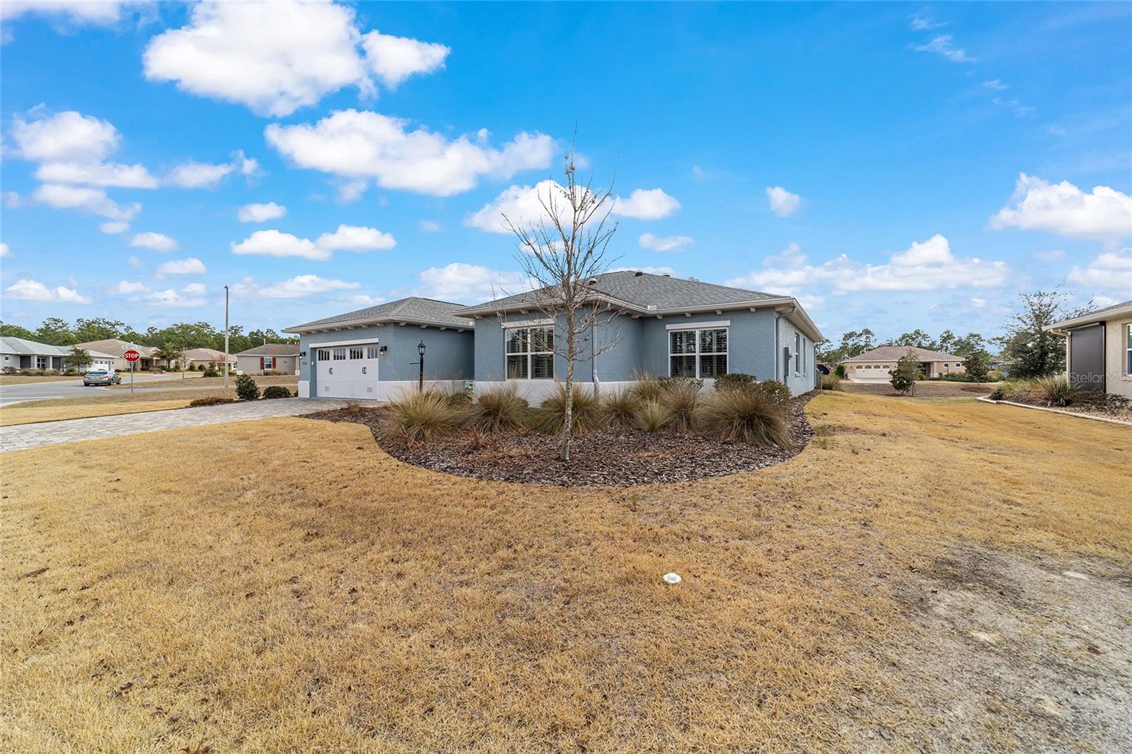 Image 7 of 85 For 9262 102nd Avenue Road