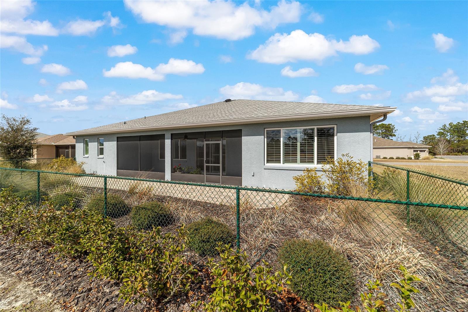 Image 78 of 85 For 9262 102nd Avenue Road