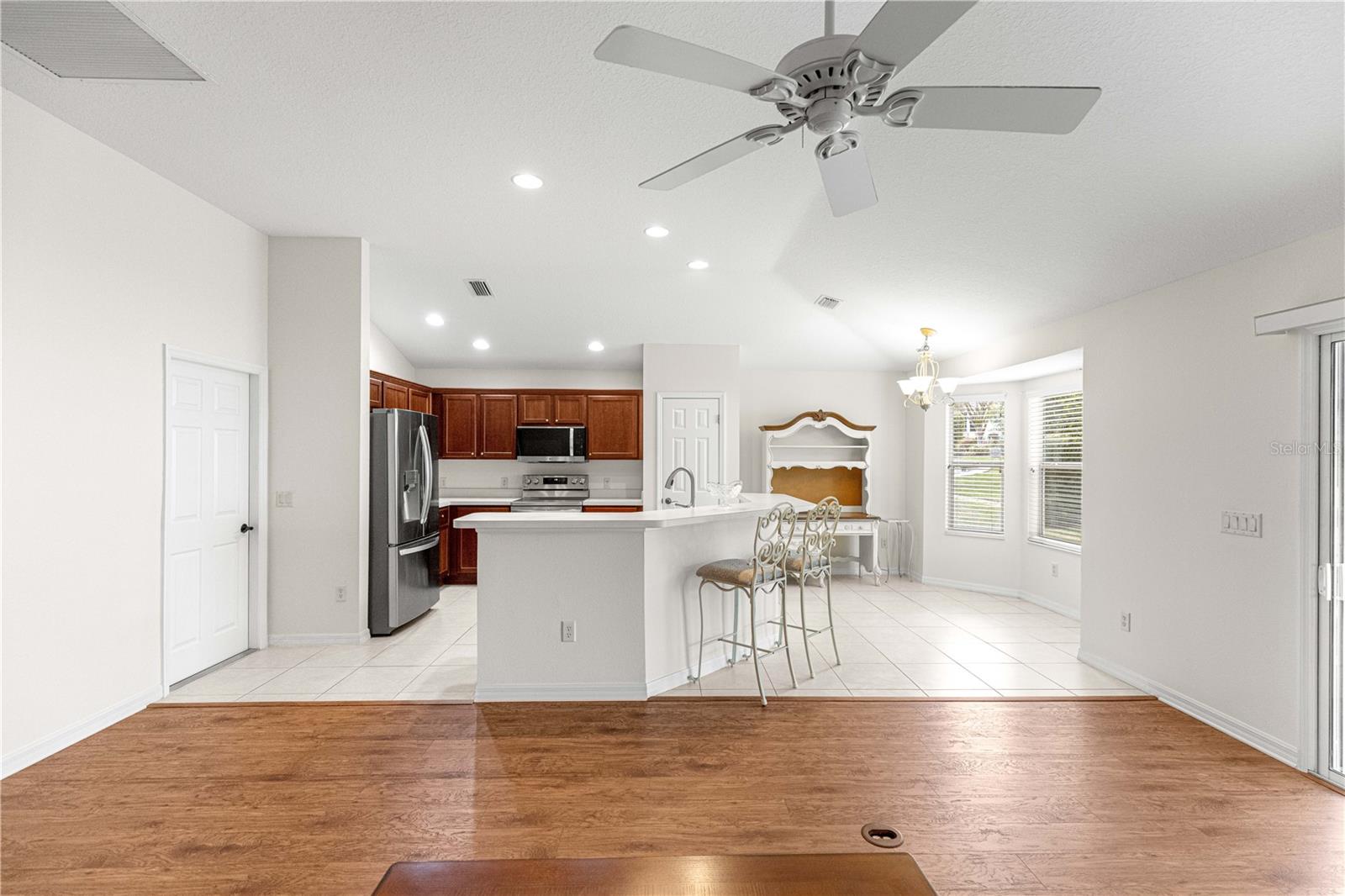 Image 17 of 52 For 454 Bishopville Loop