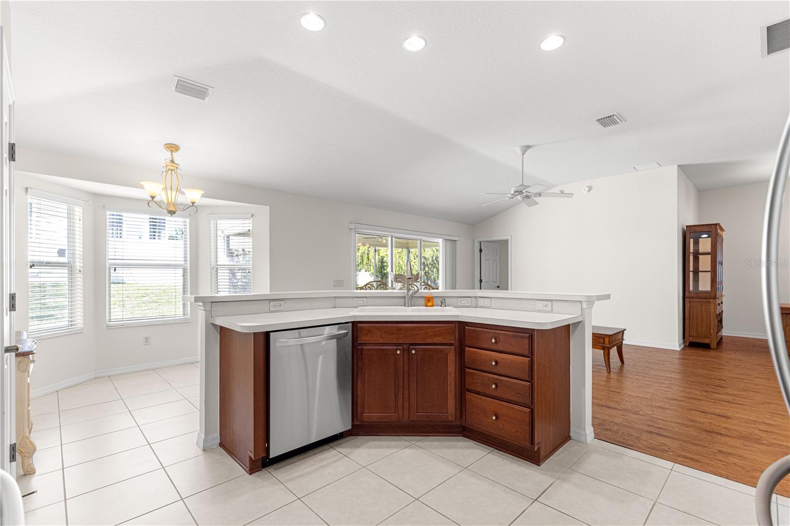 Image 24 of 52 For 454 Bishopville Loop