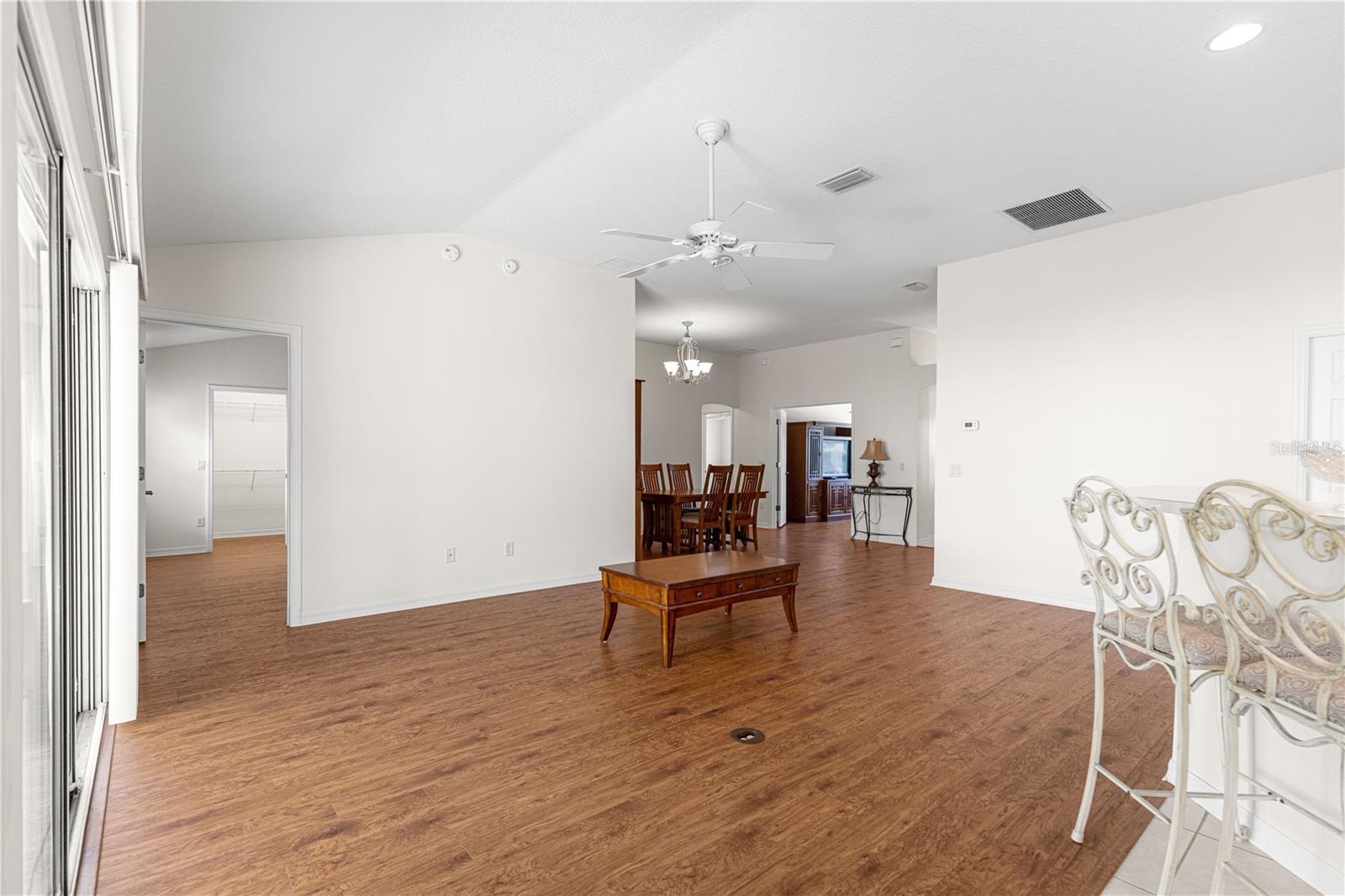 Image 31 of 52 For 454 Bishopville Loop