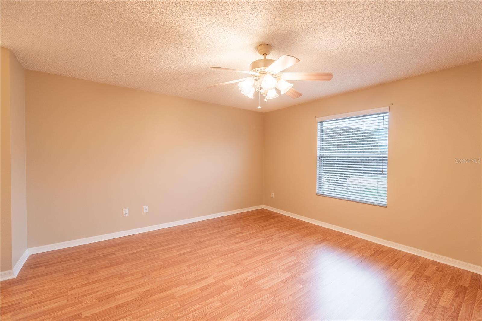 Image 18 of 35 For 1994 Orangeburg Terrace