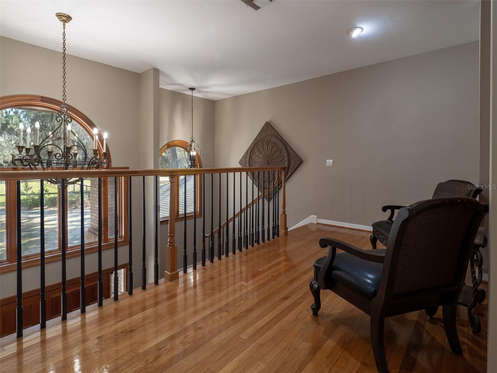 Image 19 of 39 For 4986 7th Avenue Road