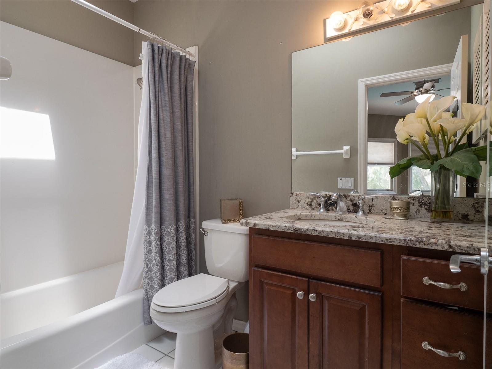 Image 23 of 39 For 4986 7th Avenue Road