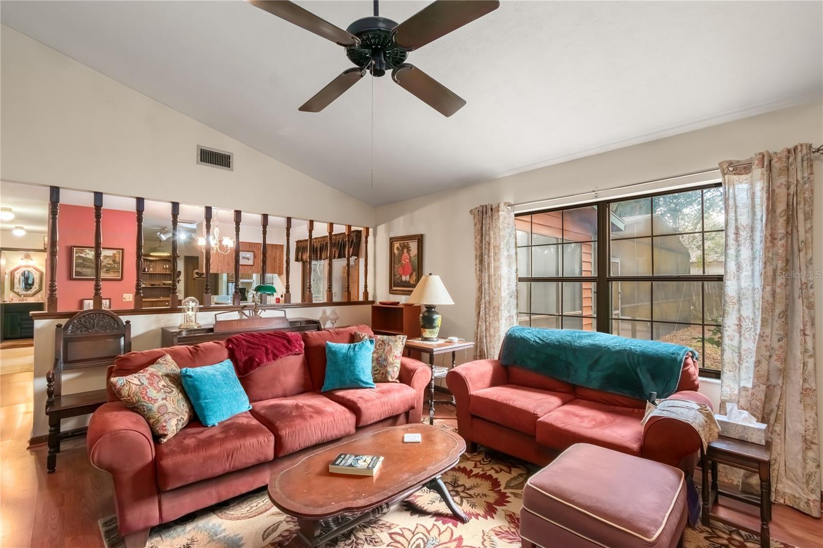 Image 10 of 43 For 2560 46 Lane