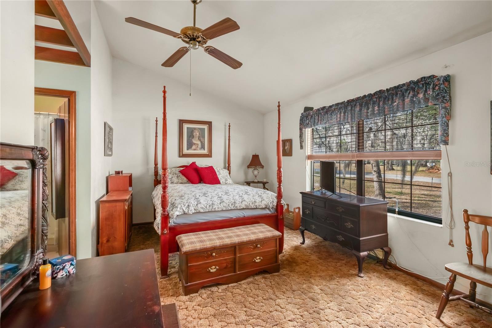 Image 19 of 43 For 2560 46 Lane