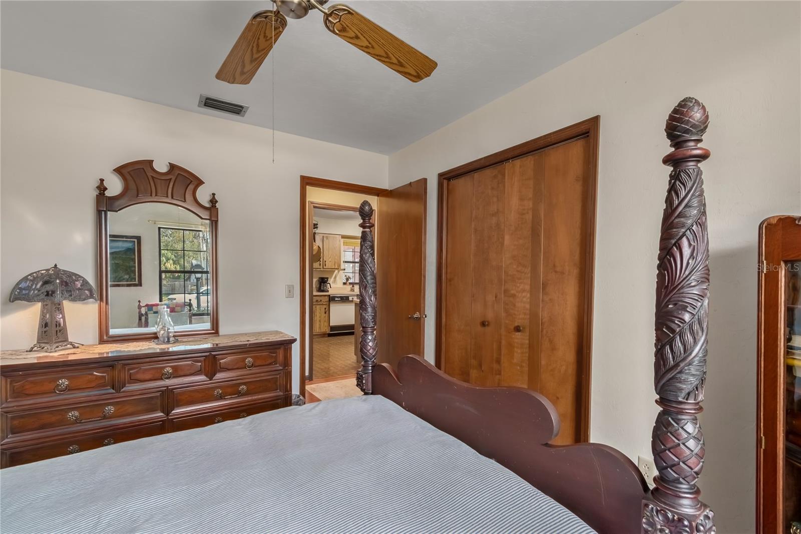 Image 28 of 43 For 2560 46 Lane