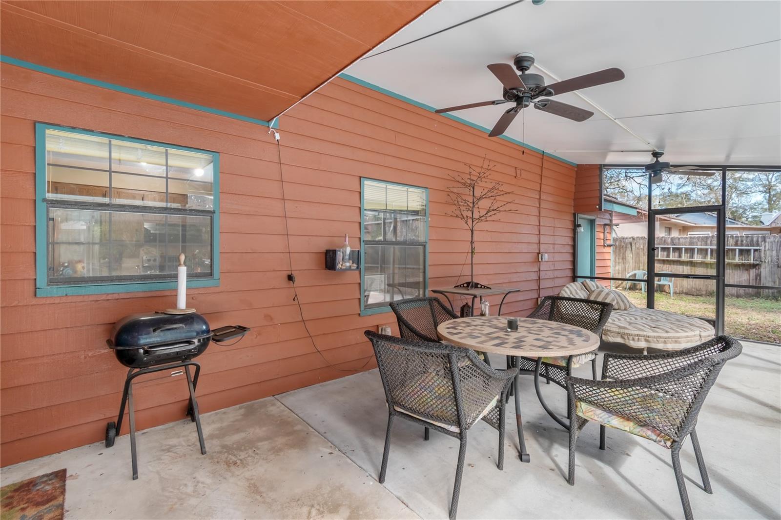 Image 33 of 43 For 2560 46 Lane