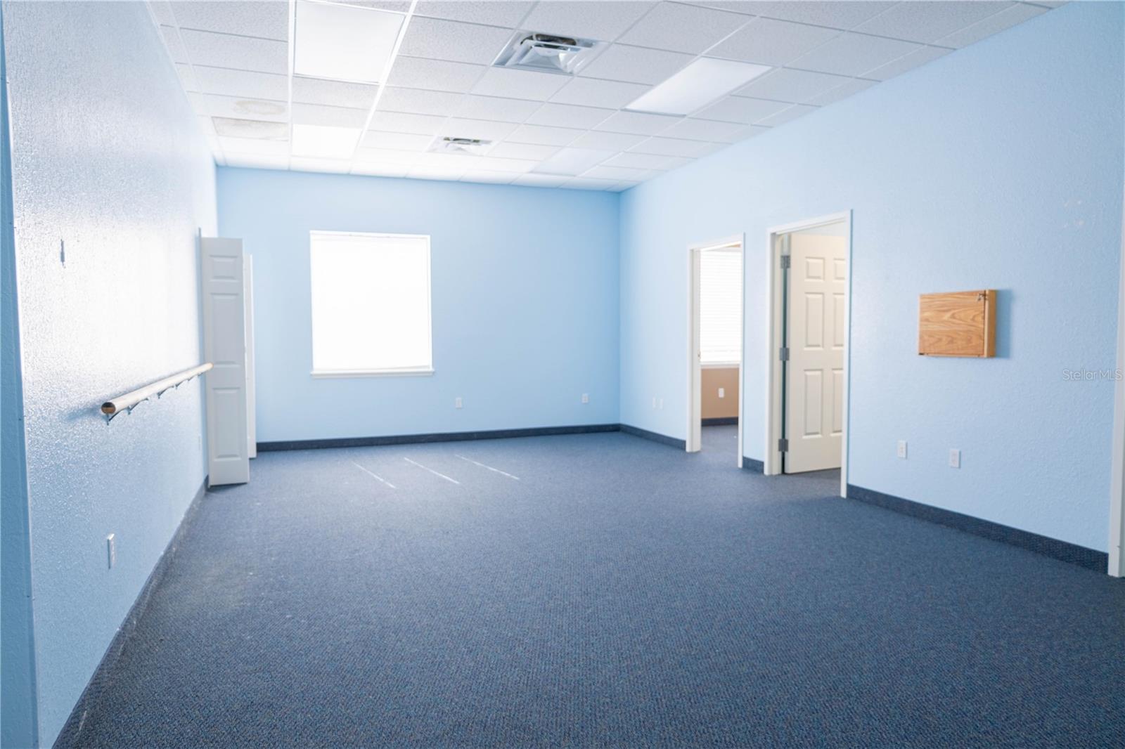 Image 11 of 38 For 1305 25th Loop