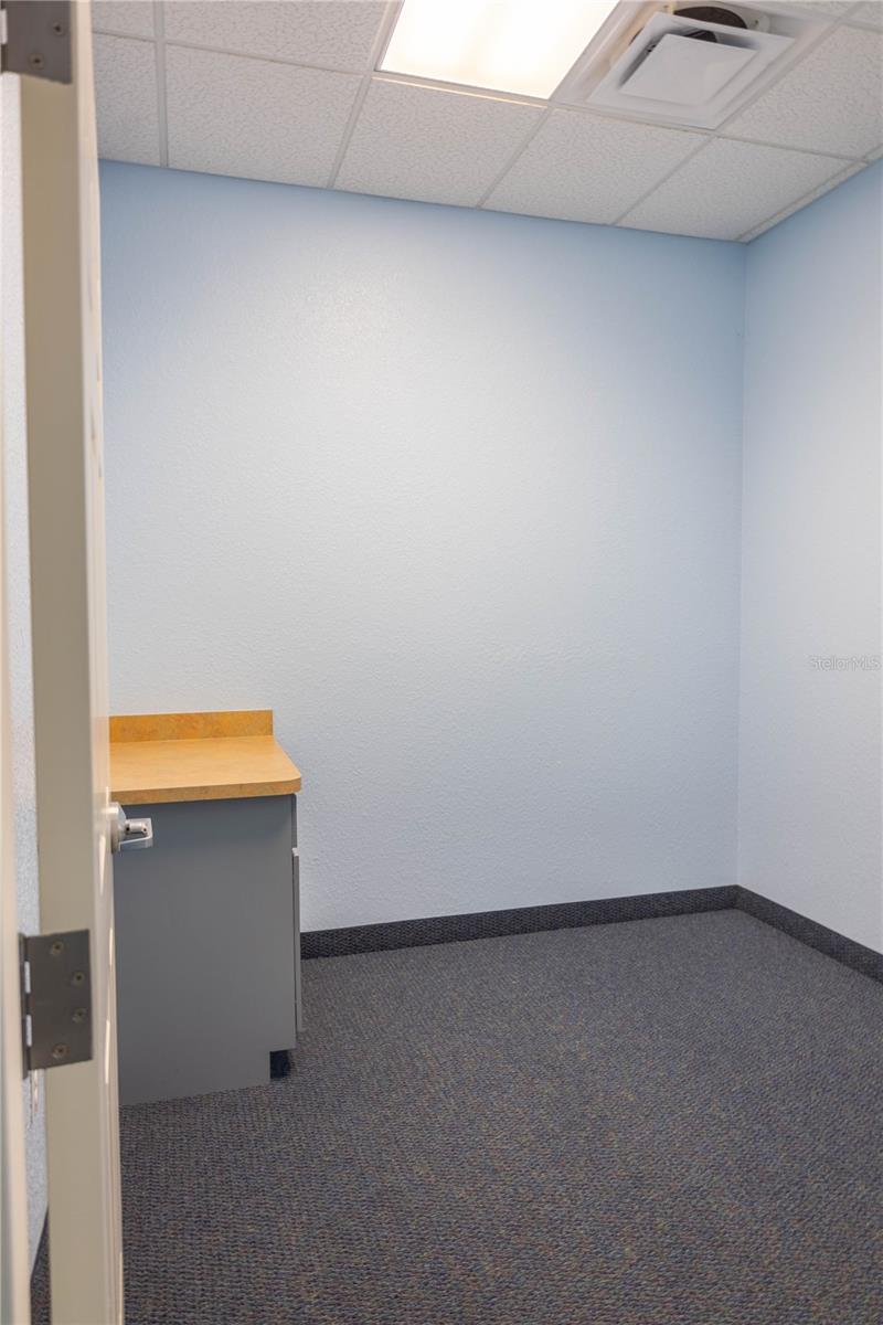 Image 14 of 38 For 1305 25th Loop