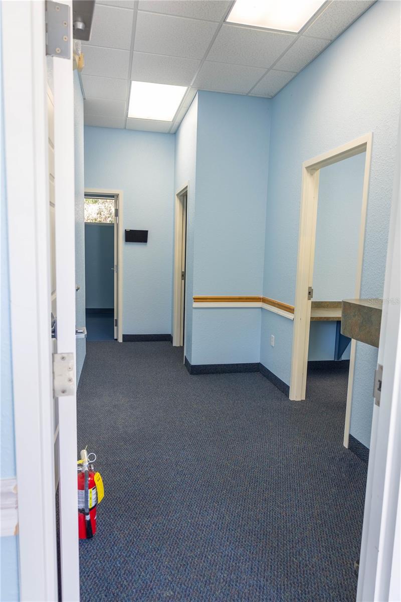 Image 27 of 38 For 1305 25th Loop