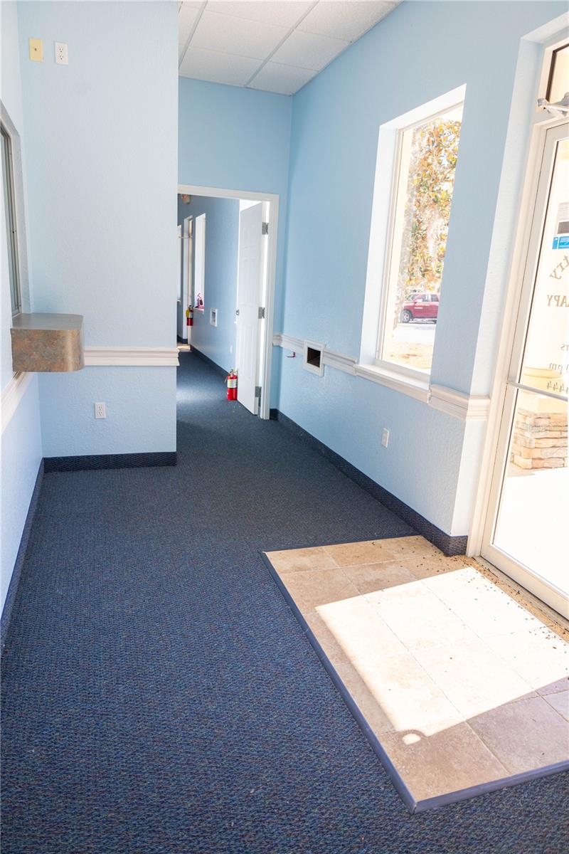 Image 4 of 38 For 1305 25th Loop