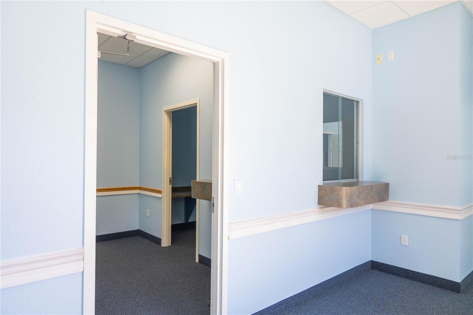 Image 8 of 38 For 1305 25th Loop