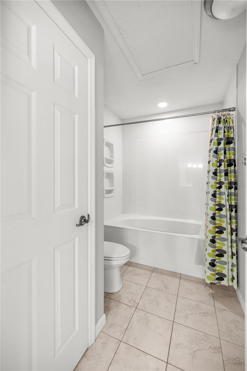 Image 23 of 55 For 3340 2nd Avenue