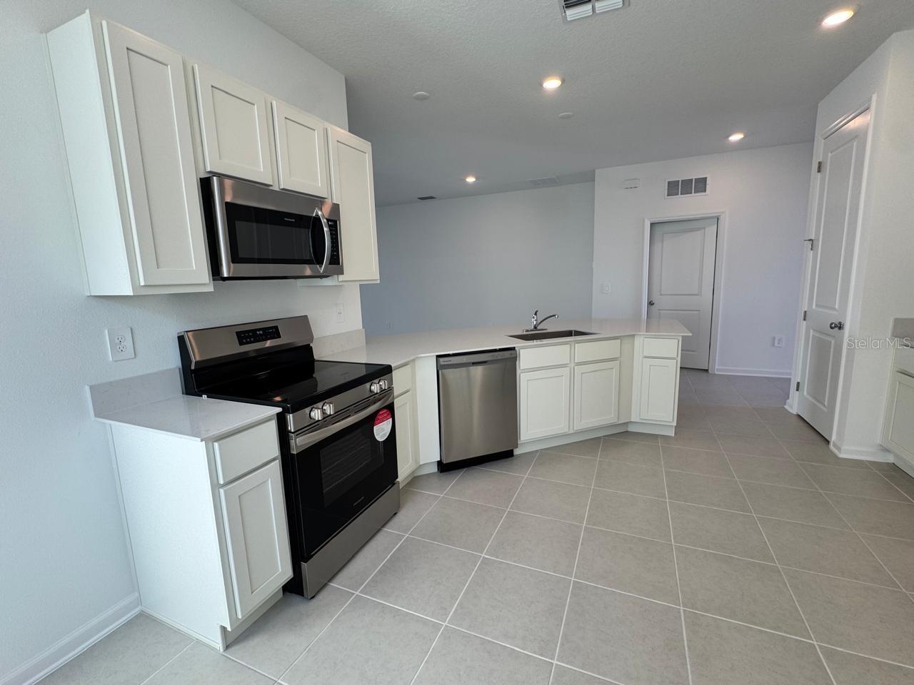 Image 6 of 29 For 2161 153rd Loop