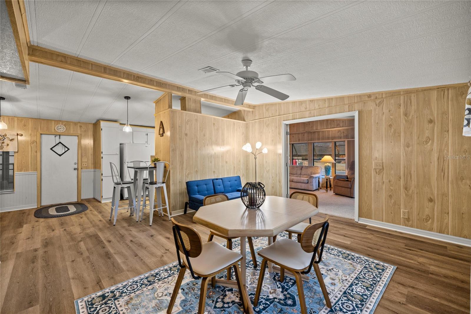 Image 10 of 34 For 708 Coachman Drive