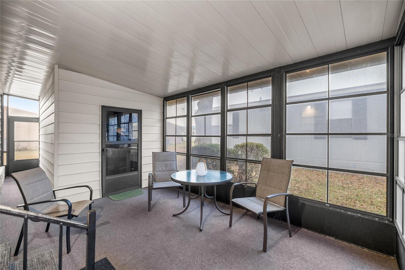 Image 24 of 34 For 708 Coachman Drive