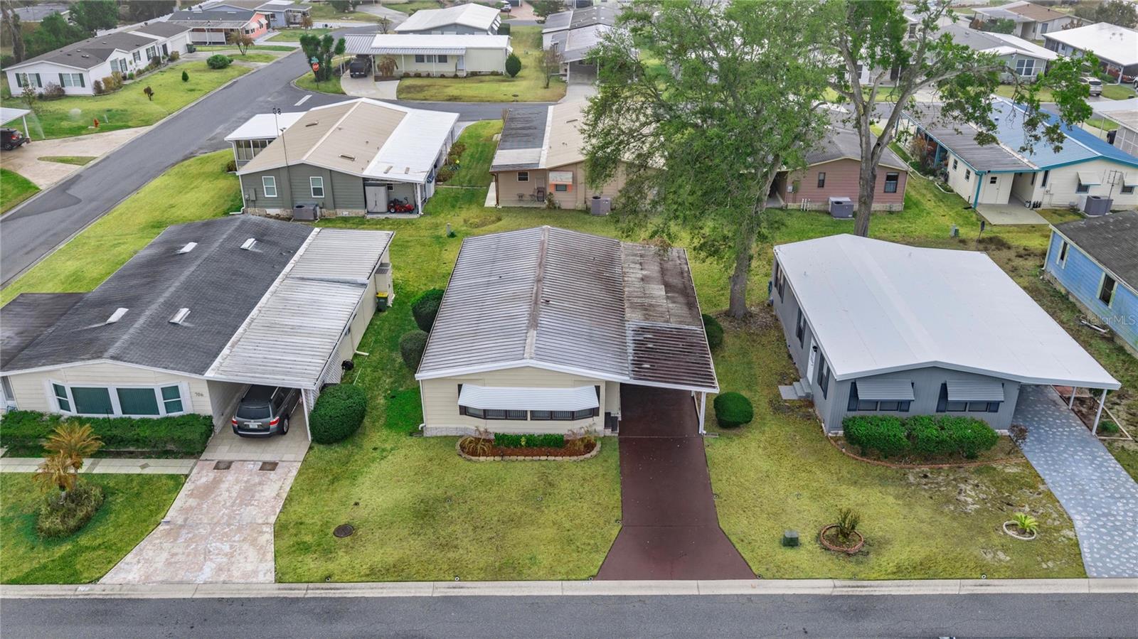 Image 28 of 34 For 708 Coachman Drive