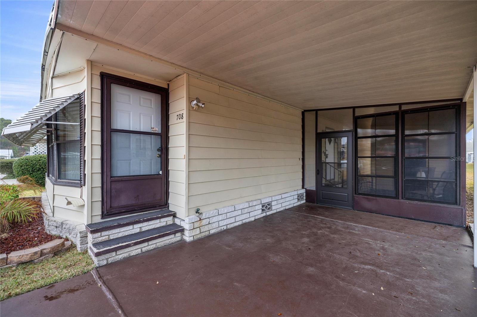 Image 4 of 34 For 708 Coachman Drive