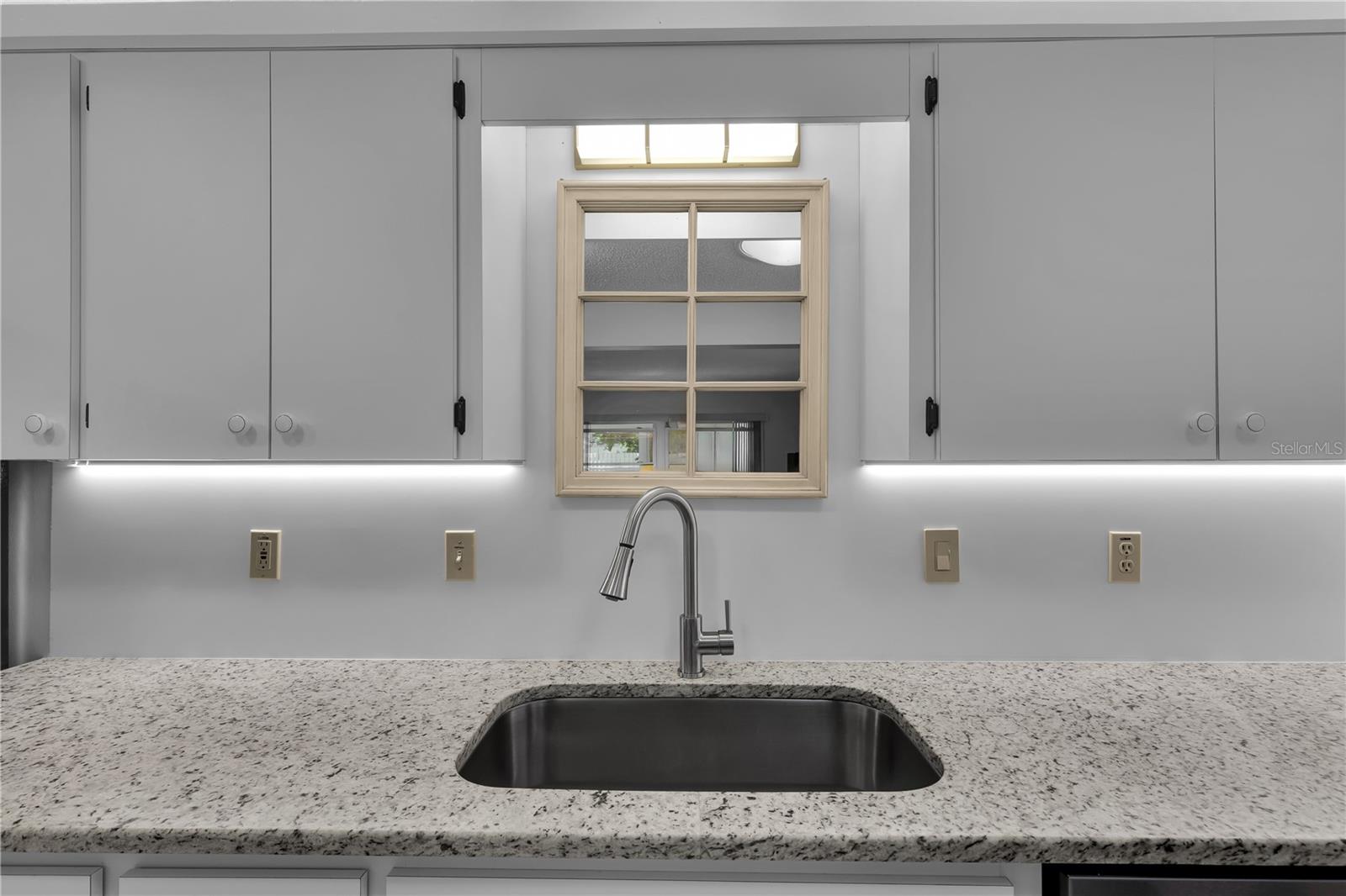 Image 13 of 35 For 8420 92nd Street C