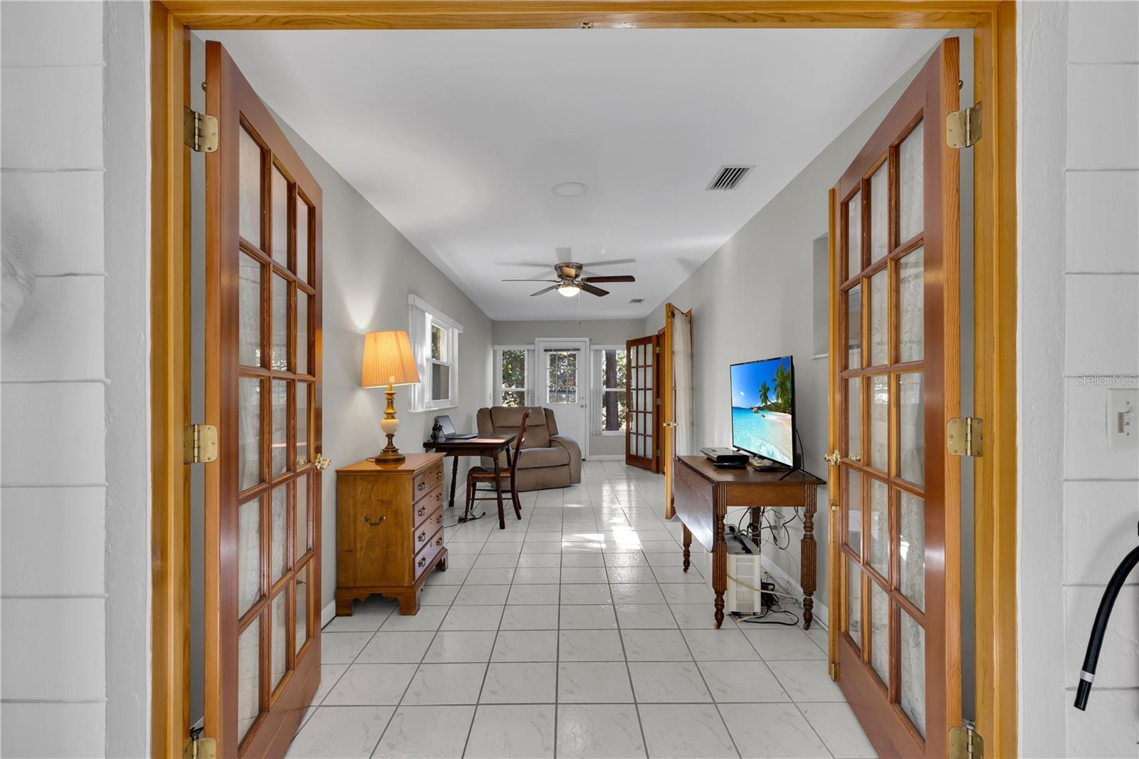 Image 18 of 35 For 8420 92nd Street C