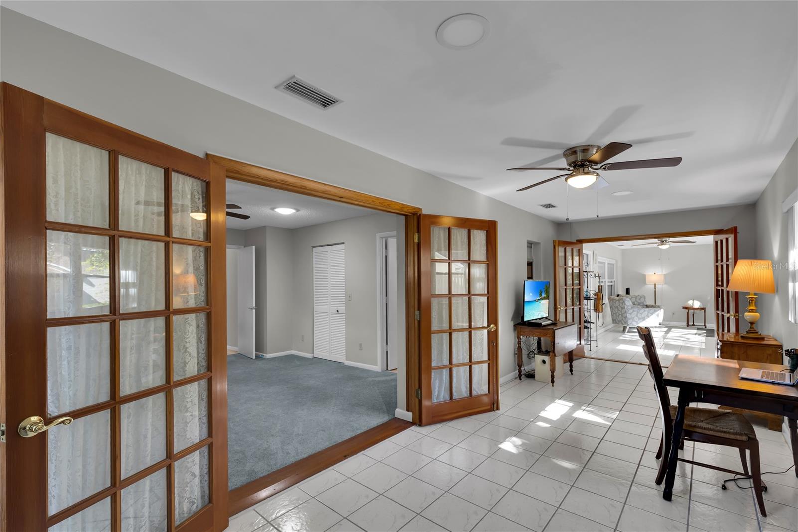 Image 19 of 35 For 8420 92nd Street C